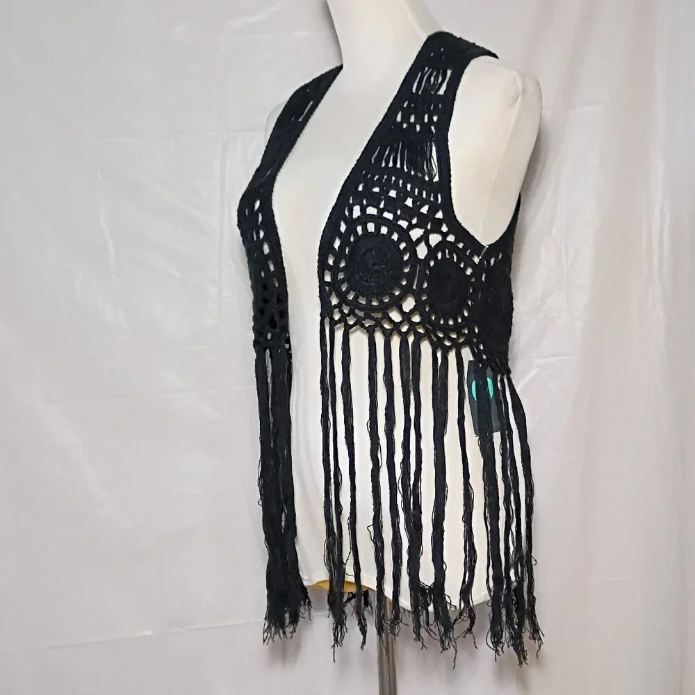 Kendall and Kyle Crochet Vest💕💘 Groovy 😍😍 - Picture 5 of 13
